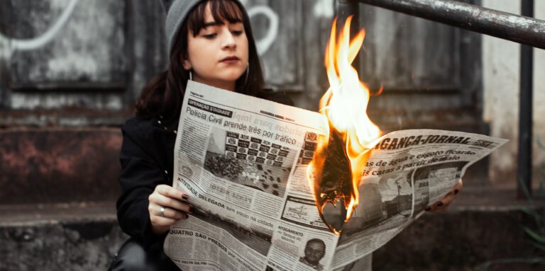 Kilka porad jak nie dać złapać się fake newsom